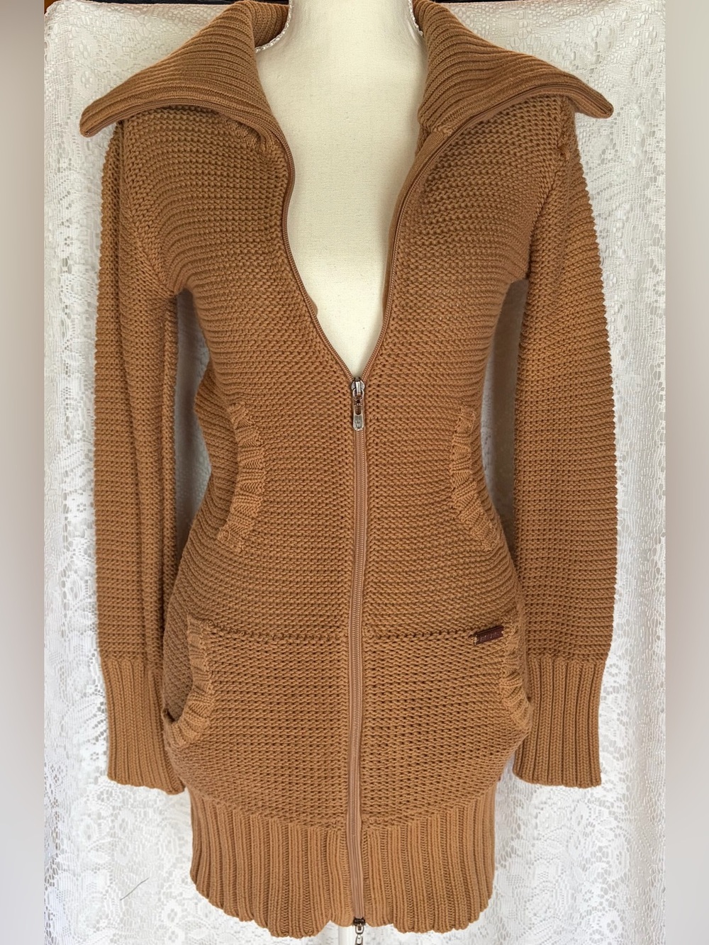 Vintage Y2K BCBGMAXAZRIA Tan Chunky Double-Zip Long Sweater Dress Cardigan